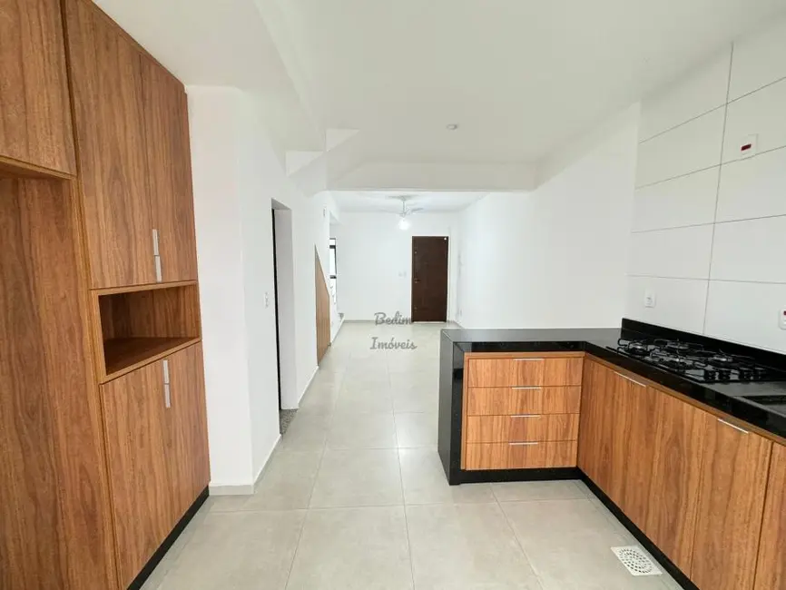 Casa com 3 quartos à venda, 104m2 em São Pedro, Juiz De Fora - MG - imagem 6 Foto 6 de Casa com 3 quartos à venda, 104m2 em São Pedro, Juiz De Fora - MG