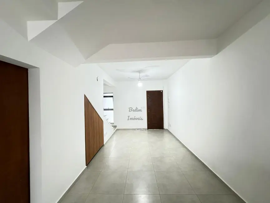 Casa com 3 quartos à venda, 104m2 em São Pedro, Juiz De Fora - MG - imagem 4 Foto 4 de Casa com 3 quartos à venda, 104m2 em São Pedro, Juiz De Fora - MG