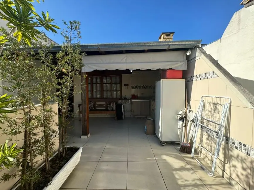 Cobertura com 3 quartos à venda, 160m2 em Dom Bosco, Juiz De Fora - MG - imagem 2 Foto 2 de Cobertura com 3 quartos à venda, 160m2 em Dom Bosco, Juiz De Fora - MG