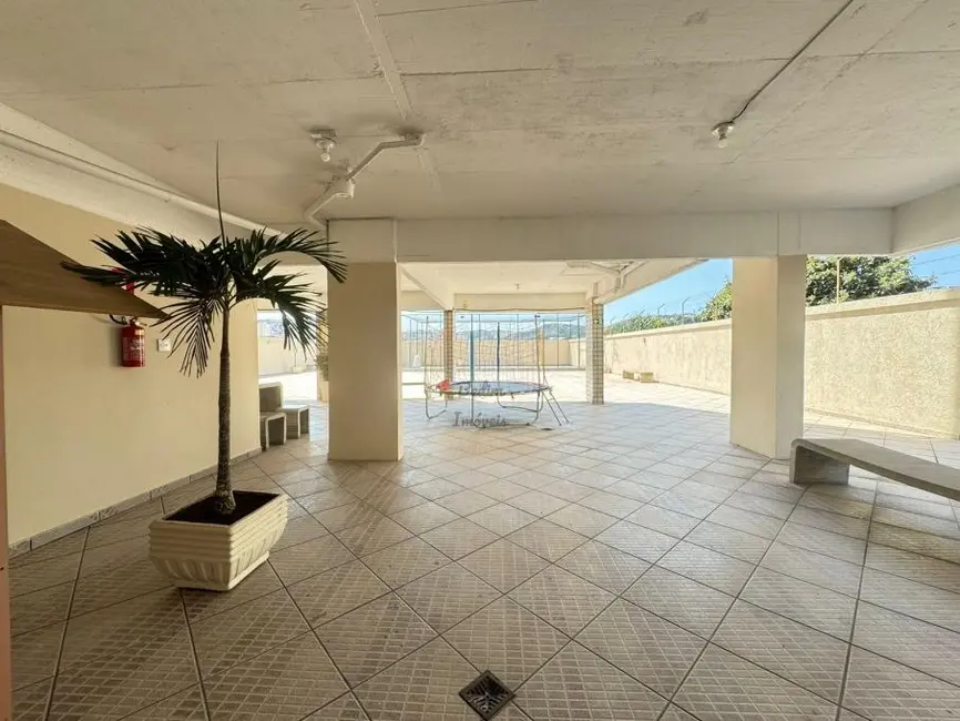 Apartamento com 3 quartos à venda, 202m2 em Morro da Glória, Juiz De Fora - MG - imagem 5 Foto 5 de Apartamento com 3 quartos à venda, 202m2 em Morro da Glória, Juiz De Fora - MG