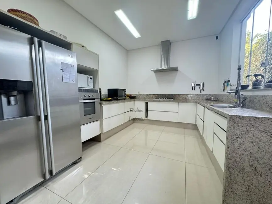 Foto 9 de Casa com 4 quartos à venda, 1000m2 em Aeroporto, Juiz De Fora - MG