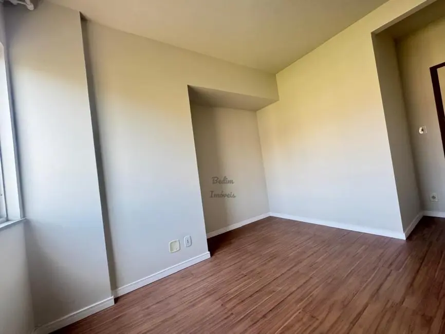 Apartamento com 2 quartos à venda, 65m2 em Centro, Juiz De Fora - MG - imagem 4 Foto 4 de Apartamento com 2 quartos à venda, 65m2 em Centro, Juiz De Fora - MG