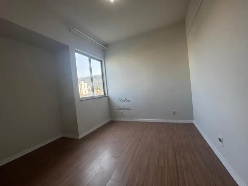 Apartamento com 2 quartos à venda, 65m2 em Centro, Juiz De Fora - MG - imagem 7 Foto 7 de Apartamento com 2 quartos à venda, 65m2 em Centro, Juiz De Fora - MG