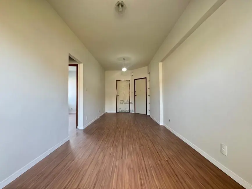 Apartamento com 2 quartos à venda, 65m2 em Centro, Juiz De Fora - MG - imagem 2 Foto 2 de Apartamento com 2 quartos à venda, 65m2 em Centro, Juiz De Fora - MG