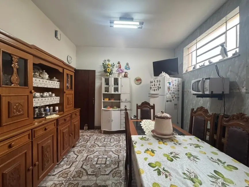 Foto 9 de Casa com 5 quartos à venda, 190m2 em Jardim Glória, Juiz De Fora - MG