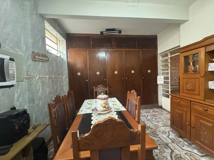 Foto 7 de Casa com 5 quartos à venda, 190m2 em Jardim Glória, Juiz De Fora - MG