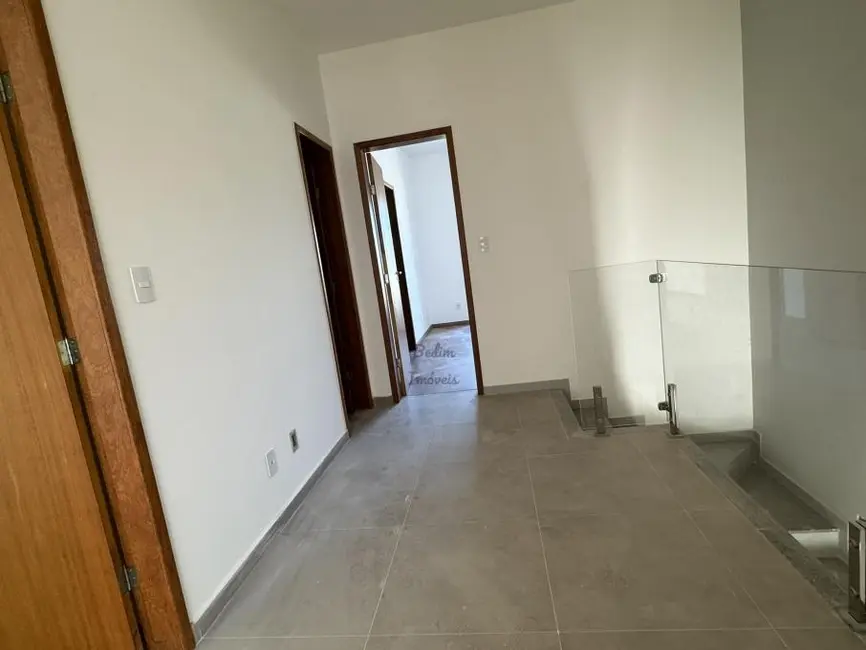 Foto 4 de Casa com 3 quartos à venda, 180m2 em Fontesville II, Juiz De Fora - MG