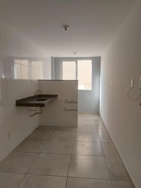 Foto 2 de Apartamento com 2 quartos à venda, 51m2 em Jardim dos Alfineiros, Juiz De Fora - MG
