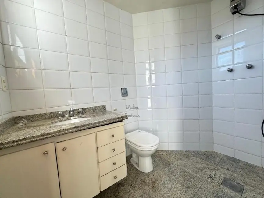 Apartamento com 4 quartos à venda, 223m2 em Santa Helena, Juiz De Fora - MG - imagem 4 Foto 4 de Apartamento com 4 quartos à venda, 223m2 em Santa Helena, Juiz De Fora - MG