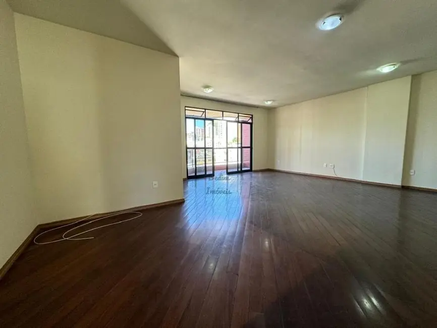 Foto 1 de Apartamento com 4 quartos à venda, 223m2 em Santa Helena, Juiz De Fora - MG