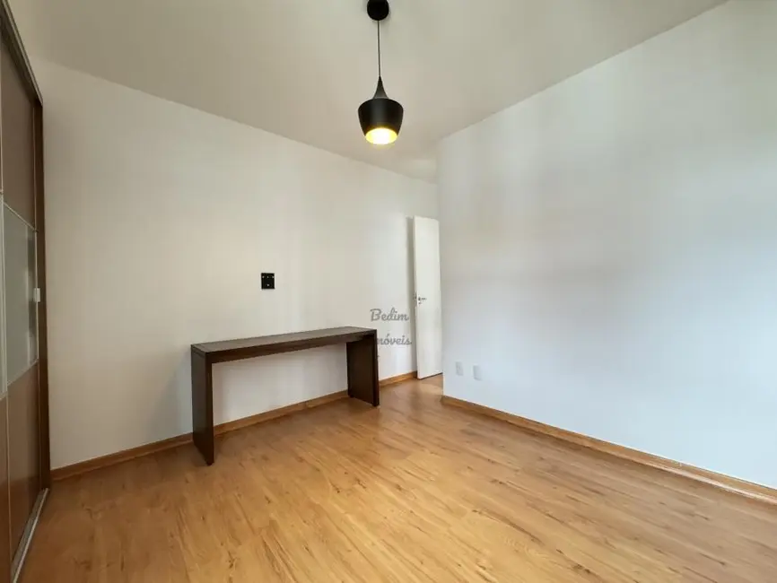 Apartamento com 2 quartos à venda, 100m2 em Granbery, Juiz De Fora - MG - imagem 7 Foto 7 de Apartamento com 2 quartos à venda, 100m2 em Granbery, Juiz De Fora - MG