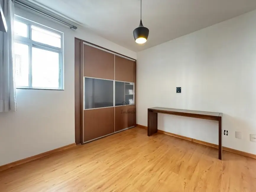Apartamento com 2 quartos à venda, 100m2 em Granbery, Juiz De Fora - MG - imagem 8 Foto 8 de Apartamento com 2 quartos à venda, 100m2 em Granbery, Juiz De Fora - MG