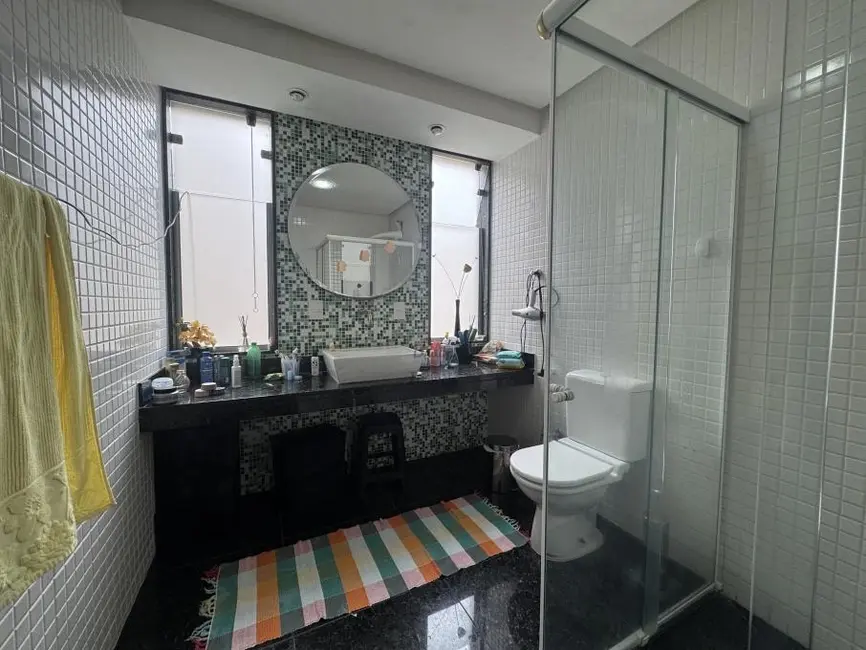 Foto 8 de Casa com 4 quartos à venda, 225m2 em Democrata, Juiz De Fora - MG