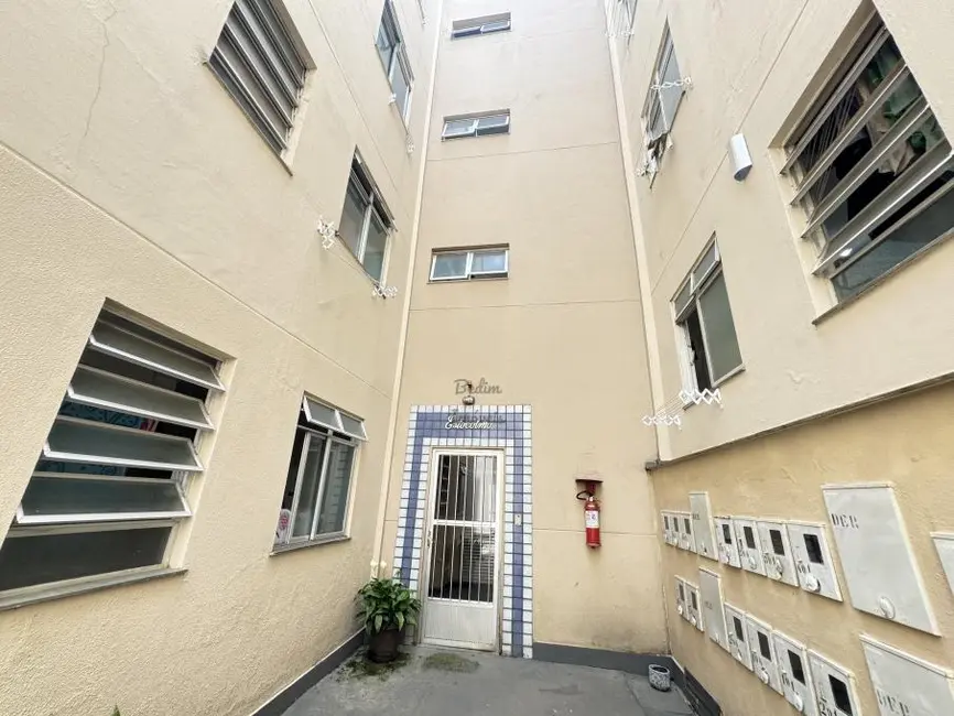 Foto 3 de Apartamento com 3 quartos à venda, 62m2 em São Pedro, Juiz De Fora - MG