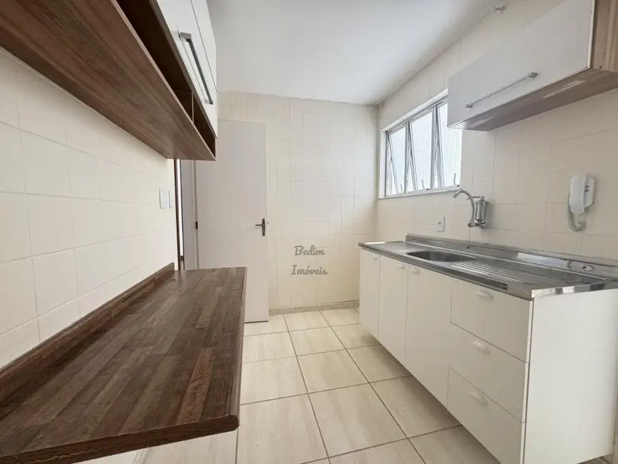 Apartamento com 3 quartos à venda, 94m2 em Vale do Ipê, Juiz De Fora - MG - imagem 9 Foto 9 de Apartamento com 3 quartos à venda, 94m2 em Vale do Ipê, Juiz De Fora - MG