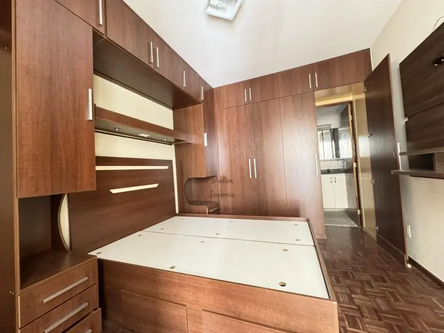 Apartamento com 3 quartos à venda, 80m2 em São Mateus, Juiz De Fora - MG - imagem 7 Foto 7 de Apartamento com 3 quartos à venda, 80m2 em São Mateus, Juiz De Fora - MG