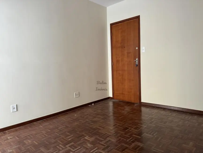 Apartamento com 3 quartos à venda, 80m2 em São Mateus, Juiz De Fora - MG - imagem 9 Foto 9 de Apartamento com 3 quartos à venda, 80m2 em São Mateus, Juiz De Fora - MG