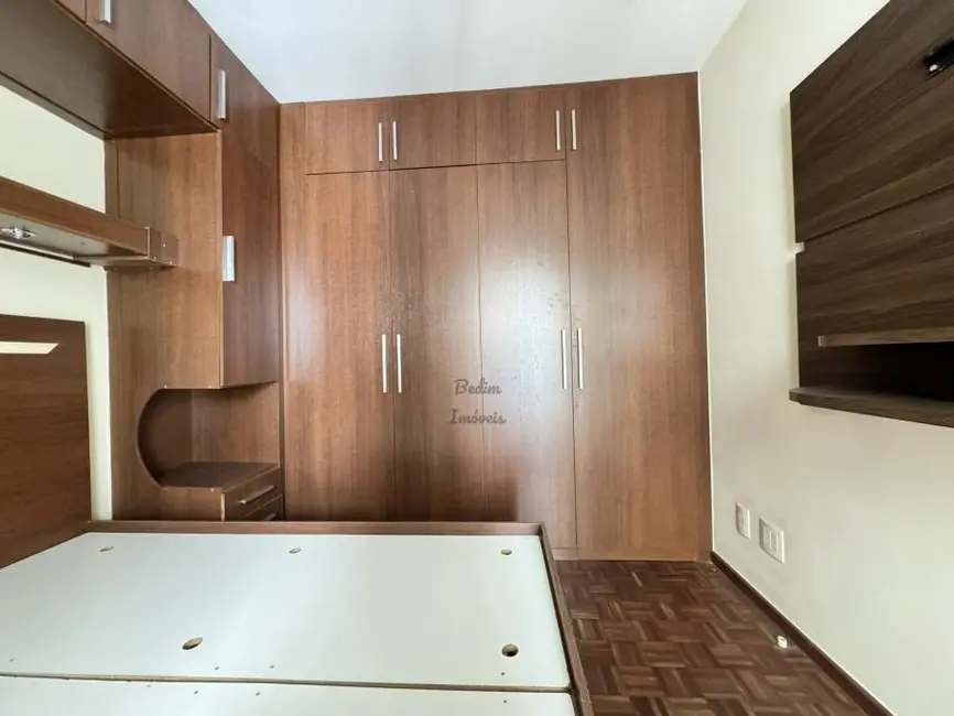 Apartamento com 3 quartos à venda, 80m2 em São Mateus, Juiz De Fora - MG - imagem 6 Foto 6 de Apartamento com 3 quartos à venda, 80m2 em São Mateus, Juiz De Fora - MG