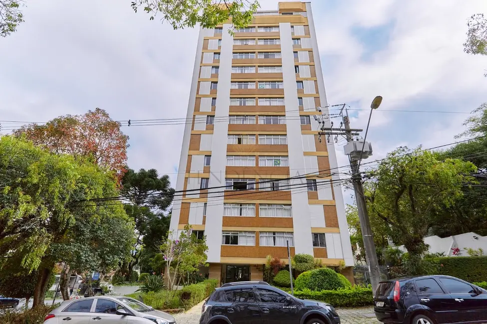Foto 1 de Apartamento com 4 quartos à venda, 241m2 em Centro Cívico, Curitiba - PR