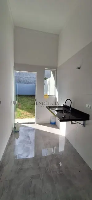 Casa com 3 quartos à venda, 64m2 em Santa Terezinha, Fazenda Rio Grande - PR - imagem 5 Foto 5 de Casa com 3 quartos à venda, 64m2 em Santa Terezinha, Fazenda Rio Grande - PR