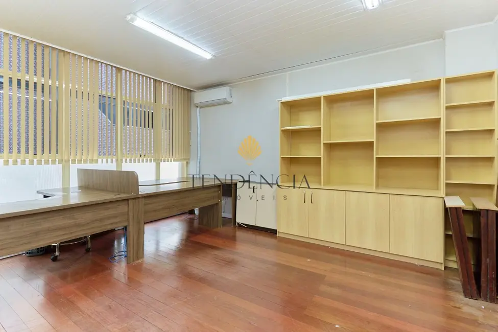 Foto 1 de Sala Comercial à venda, 32m2 em Centro, Curitiba - PR
