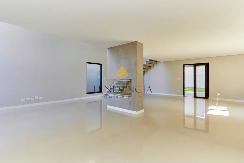 Casa com 3 quartos à venda, 272m2 em Jardim Padre José de Anchieta, Campo Largo - PR - imagem 4 Foto 4 de Casa com 3 quartos à venda, 272m2 em Jardim Padre José de Anchieta, Campo Largo - PR