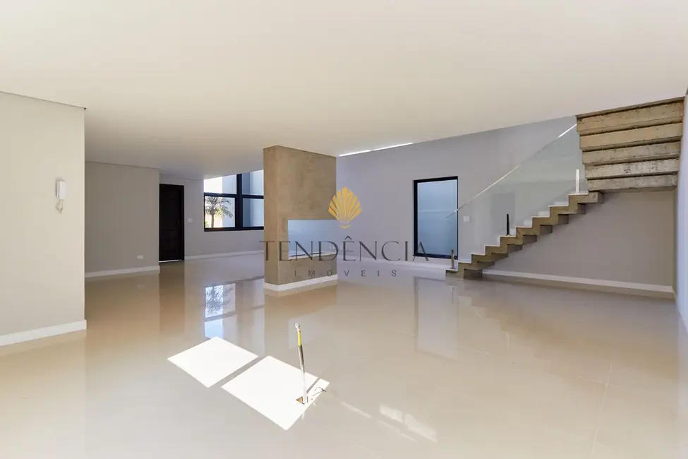 Casa com 3 quartos à venda, 272m2 em Jardim Padre José de Anchieta, Campo Largo - PR - imagem 6 Foto 6 de Casa com 3 quartos à venda, 272m2 em Jardim Padre José de Anchieta, Campo Largo - PR