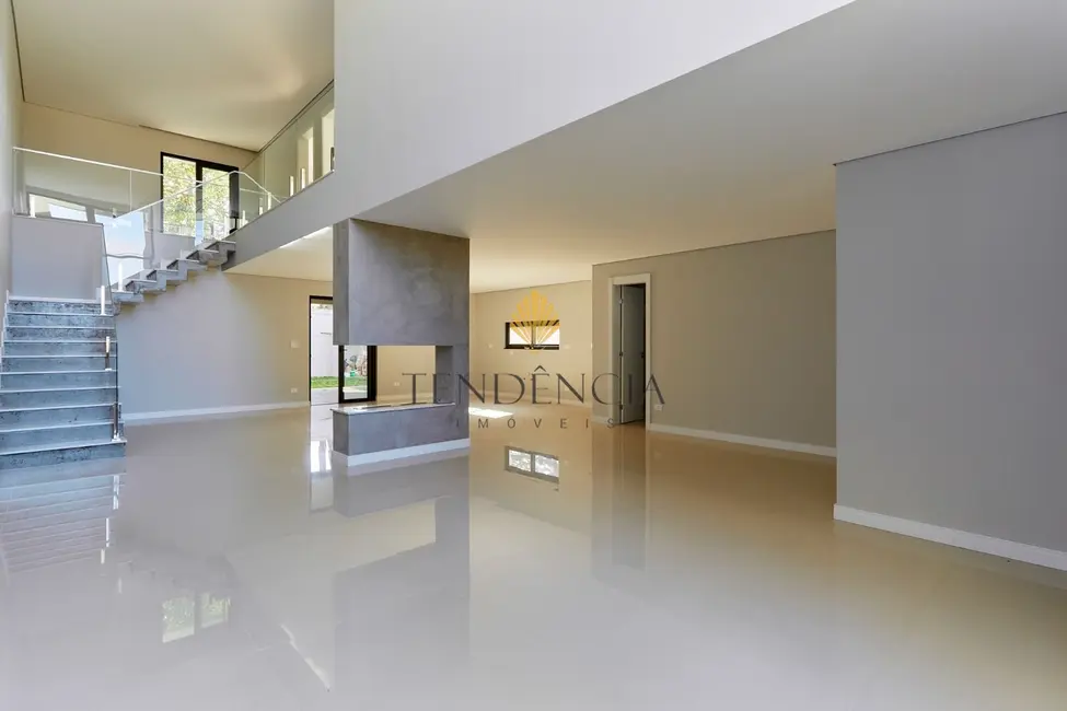 Casa com 3 quartos à venda, 272m2 em Jardim Padre José de Anchieta, Campo Largo - PR - imagem 3 Foto 3 de Casa com 3 quartos à venda, 272m2 em Jardim Padre José de Anchieta, Campo Largo - PR