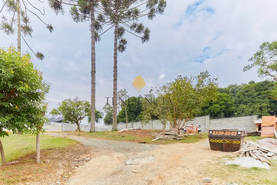 Foto 2 de Terreno / Lote à venda, 989m2 em Butiatuvinha, Curitiba - PR