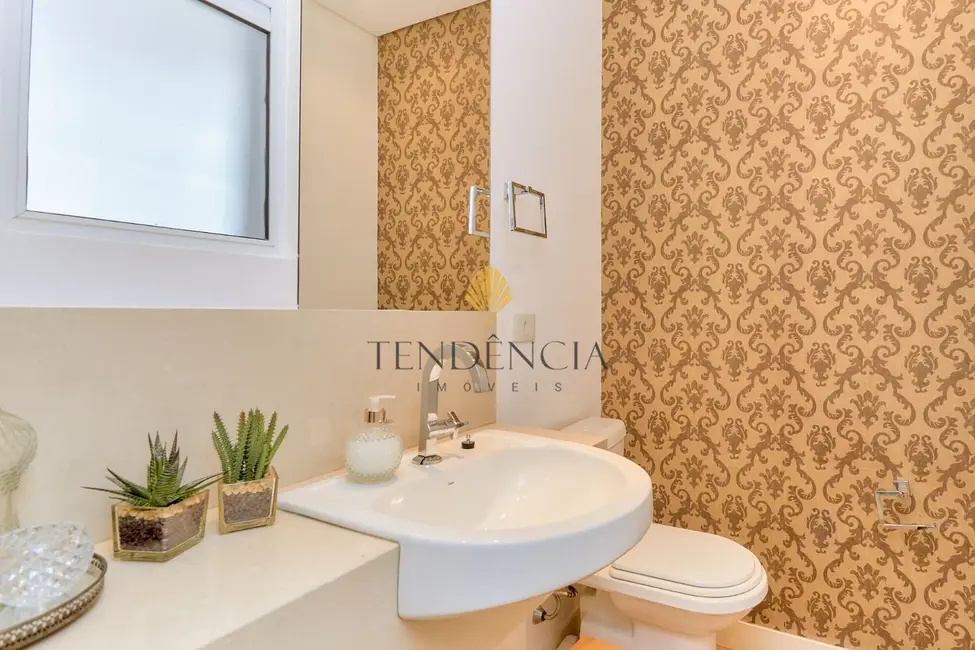 Foto 9 de Casa com 3 quartos à venda, 253m2 em Campo Comprido, Curitiba - PR