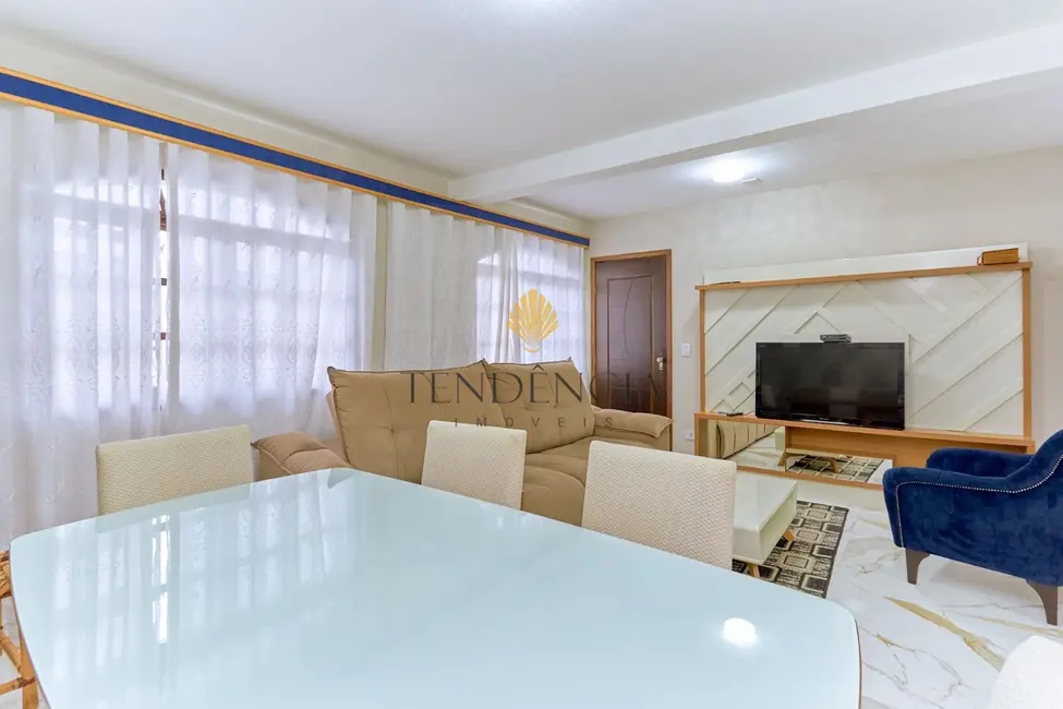 Foto 3 de Sobrado com 4 quartos à venda, 162m2 em Xaxim, Curitiba - PR