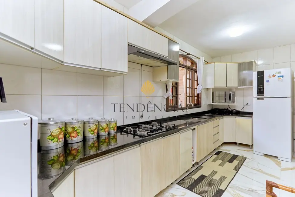 Foto 5 de Sobrado com 4 quartos à venda, 162m2 em Xaxim, Curitiba - PR