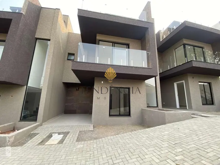 Foto 1 de Sobrado com 3 quartos à venda, 115m2 em Boqueirão, Curitiba - PR