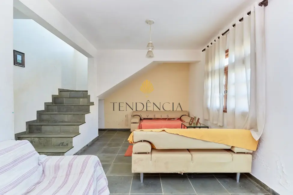 Foto 8 de Sobrado com 4 quartos à venda, 246m2 em São Braz, Curitiba - PR