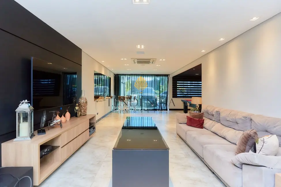 Foto 2 de Casa com 5 quartos à venda, 480m2 em Boqueirão, Curitiba - PR