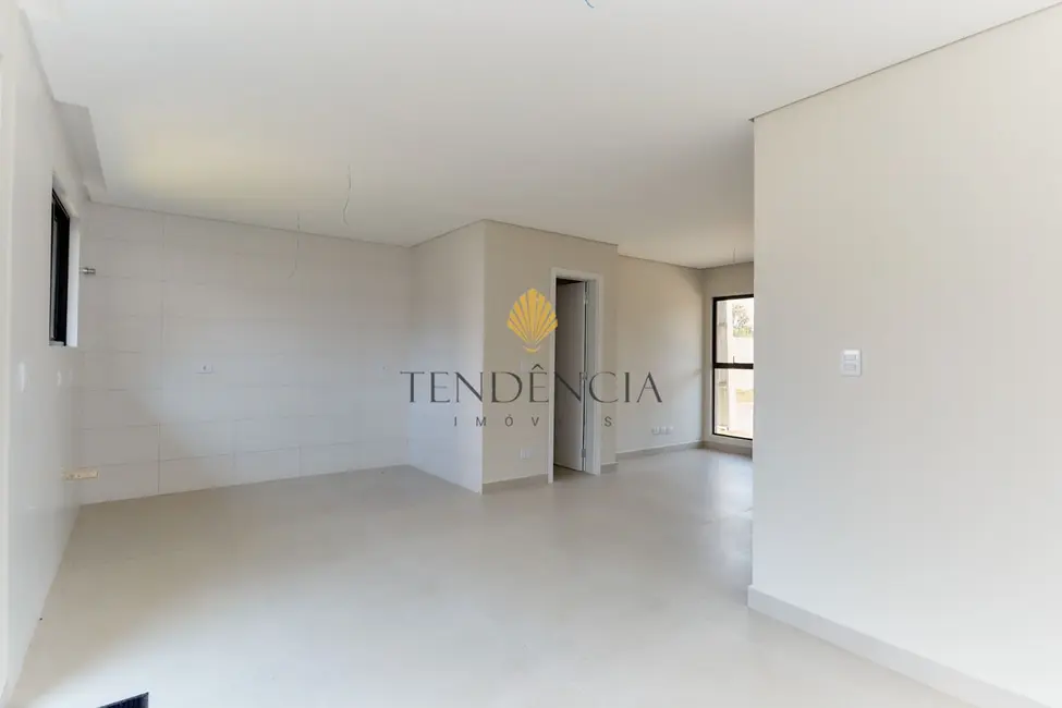 Sobrado com 3 quartos à venda, 120m2 em Costeira, Sao Jose Dos Pinhais - PR - imagem 8 Foto 8 de Sobrado com 3 quartos à venda, 120m2 em Costeira, Sao Jose Dos Pinhais - PR