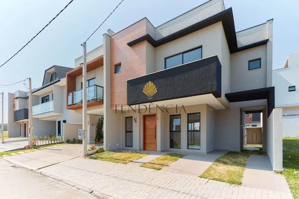 Foto 1 de Sobrado com 3 quartos à venda, 120m2 em Costeira, Sao Jose Dos Pinhais - PR