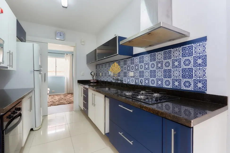 Casa com 4 quartos à venda, 155m2 em São Braz, Curitiba - PR - imagem 9 Foto 9 de Casa com 4 quartos à venda, 155m2 em São Braz, Curitiba - PR