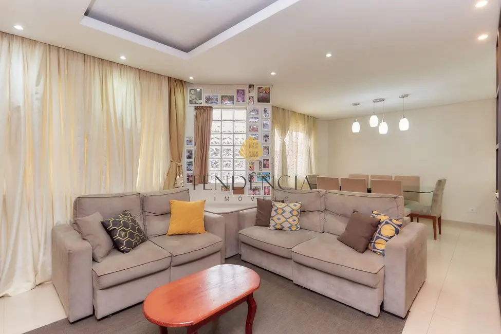 Foto 7 de Sobrado com 3 quartos à venda, 165m2 em Xaxim, Curitiba - PR