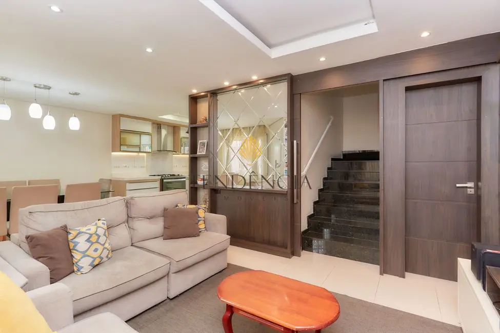 Foto 5 de Sobrado com 3 quartos à venda, 165m2 em Xaxim, Curitiba - PR