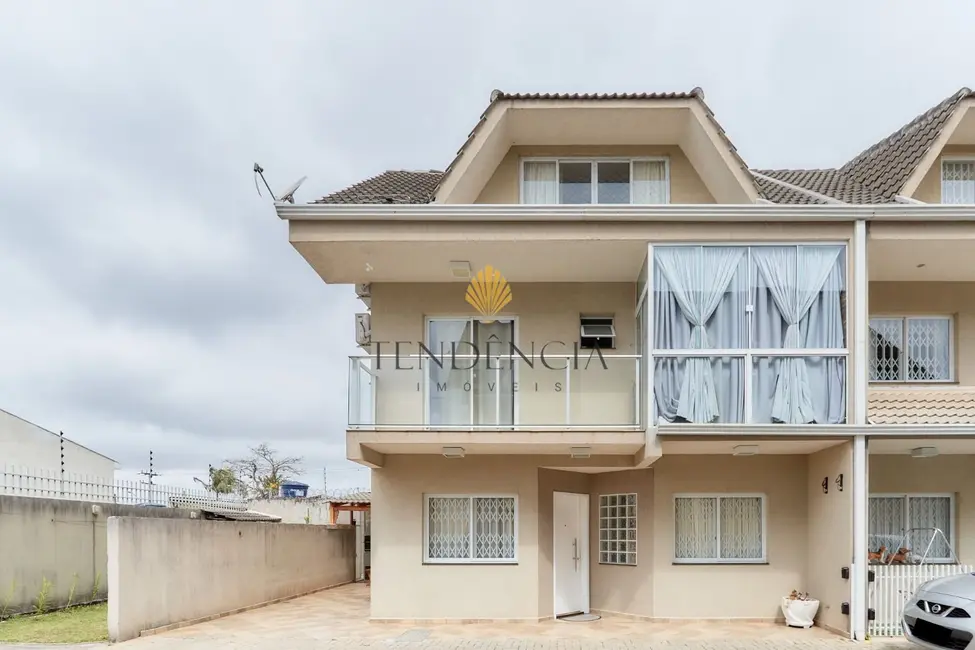 Foto 1 de Sobrado com 3 quartos à venda, 165m2 em Xaxim, Curitiba - PR