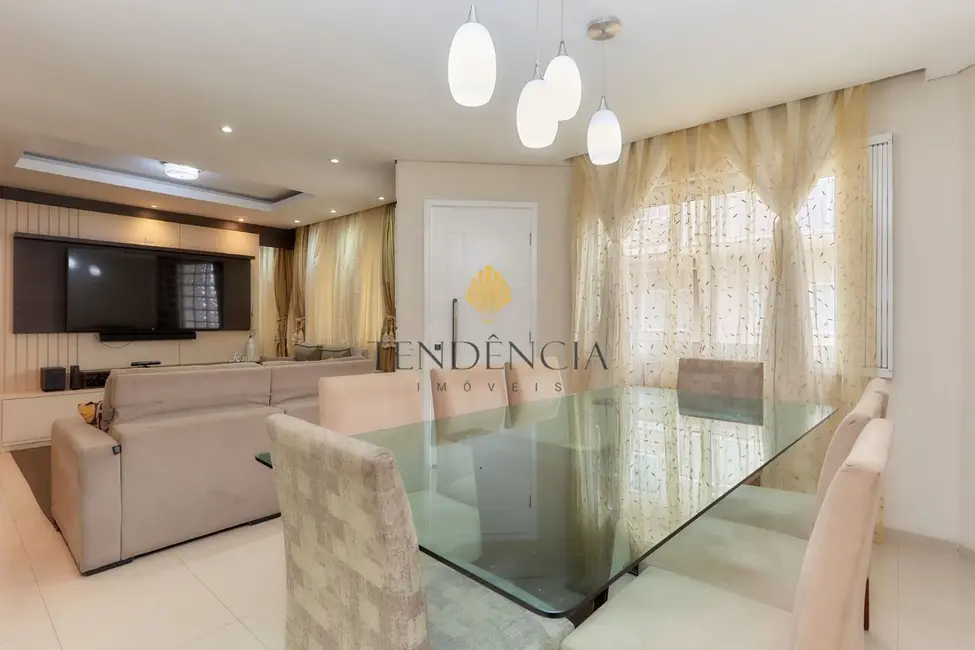 Foto 6 de Sobrado com 3 quartos à venda, 165m2 em Xaxim, Curitiba - PR