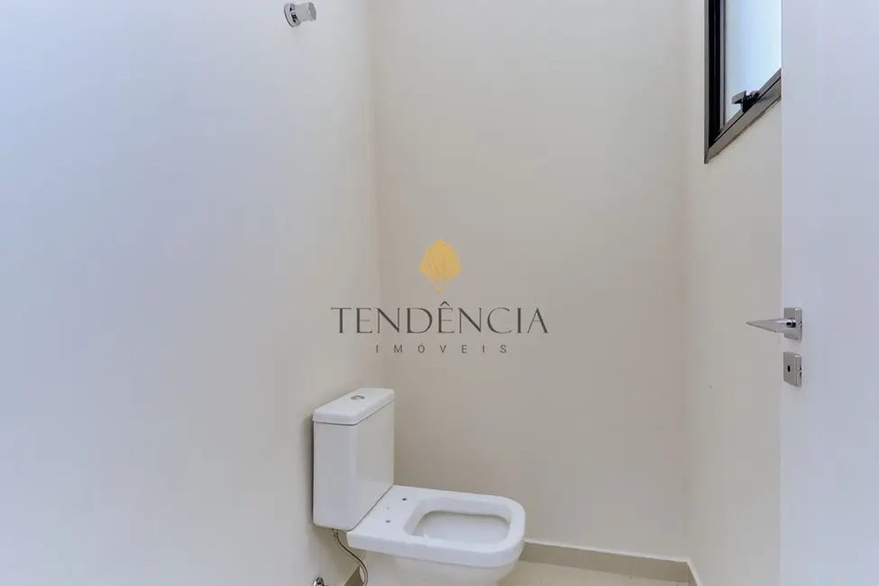 Sobrado com 3 quartos à venda, 254m2 em Carioca, Sao Jose Dos Pinhais - PR - imagem 6 Foto 6 de Sobrado com 3 quartos à venda, 254m2 em Carioca, Sao Jose Dos Pinhais - PR