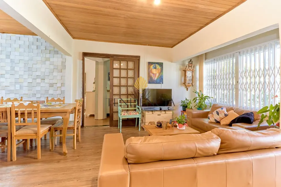 Casa com 2 quartos à venda, 97m2 em Três Marias, Sao Jose Dos Pinhais - PR - imagem 4 Foto 4 de Casa com 2 quartos à venda, 97m2 em Três Marias, Sao Jose Dos Pinhais - PR