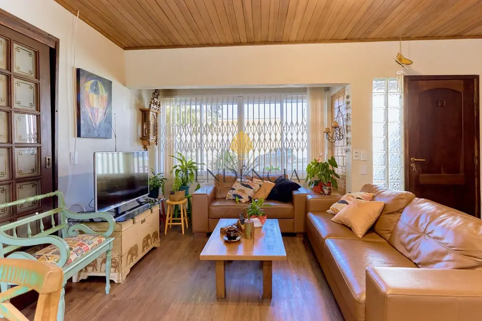 Casa com 2 quartos à venda, 97m2 em Três Marias, Sao Jose Dos Pinhais - PR - imagem 5 Foto 5 de Casa com 2 quartos à venda, 97m2 em Três Marias, Sao Jose Dos Pinhais - PR