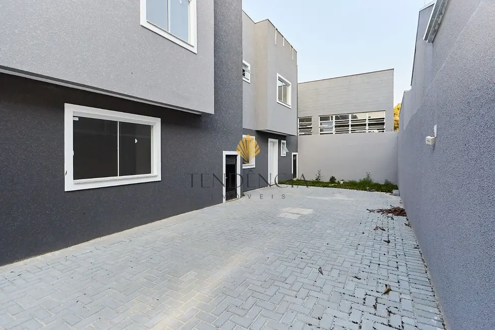 Foto 2 de Sobrado com 2 quartos à venda, 97m2 em Santa Felicidade, Curitiba - PR