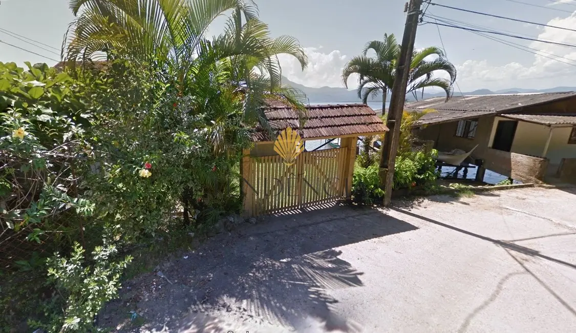 Foto 1 de Terreno / Lote à venda, 580m2 em Centro, Guaraquecaba - PR