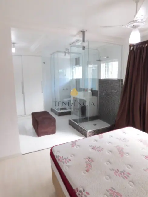 Foto 5 de Casa com 4 quartos à venda, 210m2 em Orleans, Curitiba - PR