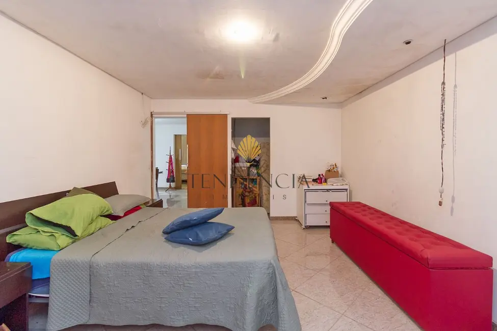 Sobrado com 4 quartos à venda, 655m2 em Pinheirinho, Curitiba - PR - imagem 6 Foto 6 de Sobrado com 4 quartos à venda, 655m2 em Pinheirinho, Curitiba - PR