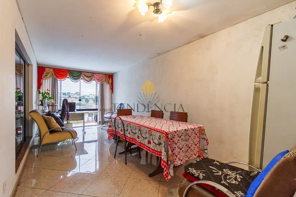 Sobrado com 4 quartos à venda, 655m2 em Pinheirinho, Curitiba - PR - imagem 5 Foto 5 de Sobrado com 4 quartos à venda, 655m2 em Pinheirinho, Curitiba - PR